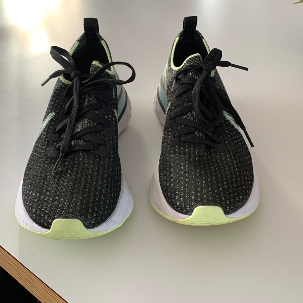Nike Infinity React
